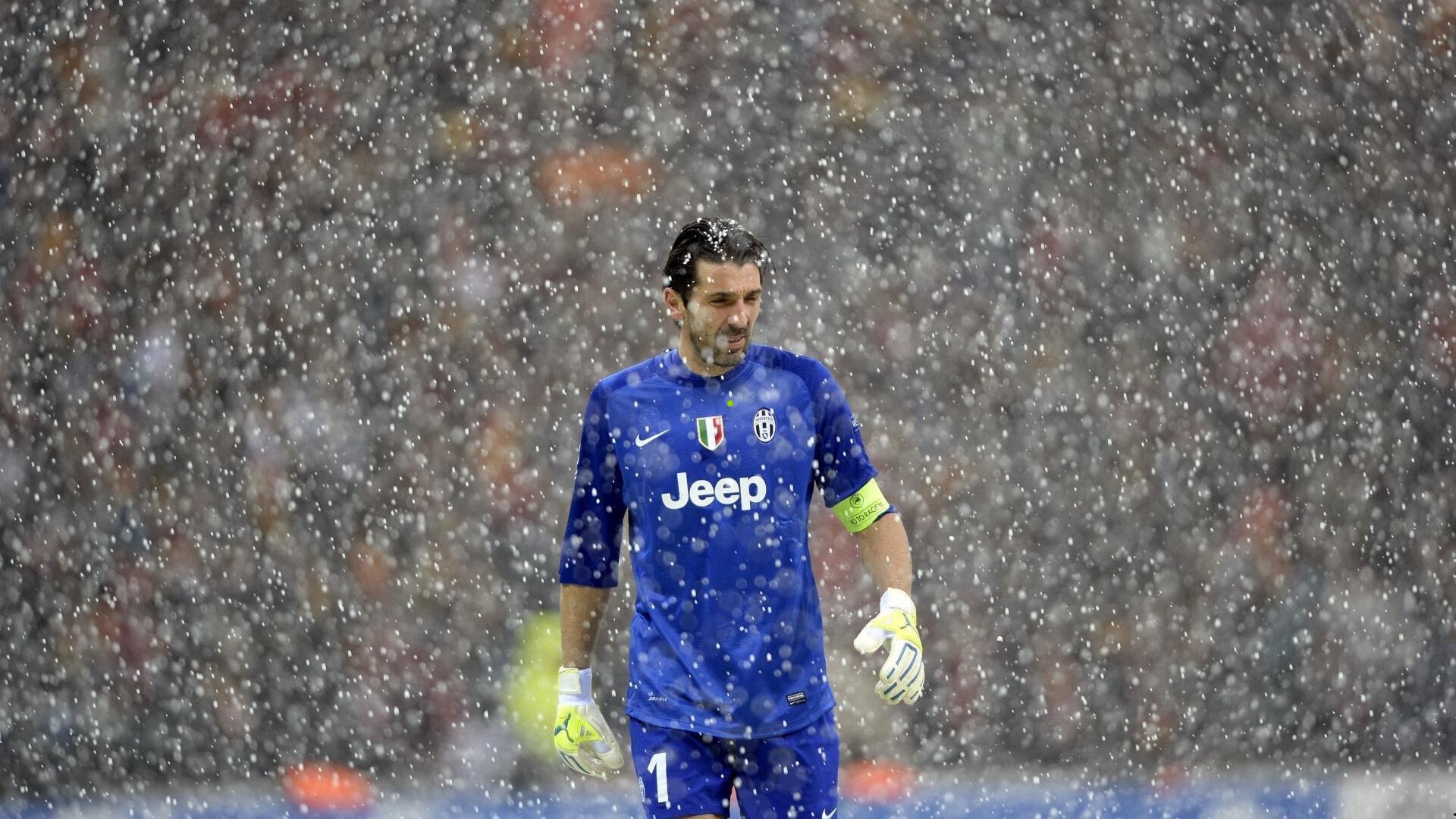 中国足协发布强制令，俱乐部需在10月31日前清偿欠薪并递交还款证明